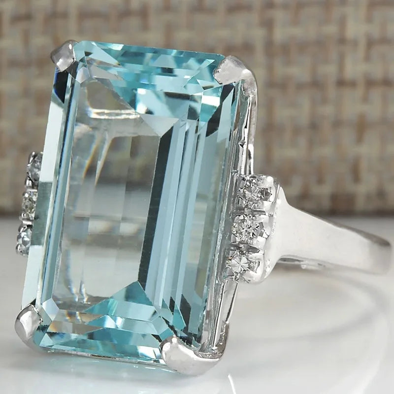 Hyperbole Women Ring Cocktail Party Ring With Huge Sky Blue Cubic Zircon Prong Setting Valentine's Gift For Wife