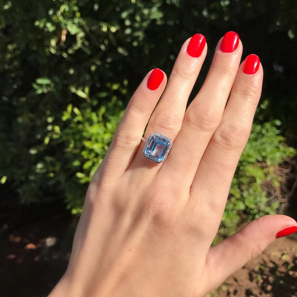 Luxury AAA Sky Blue CZ Stone Bridal Rings Graceful Anniversary Gift Ring for Wife Brilliant Women Classic Wedding Jewelry