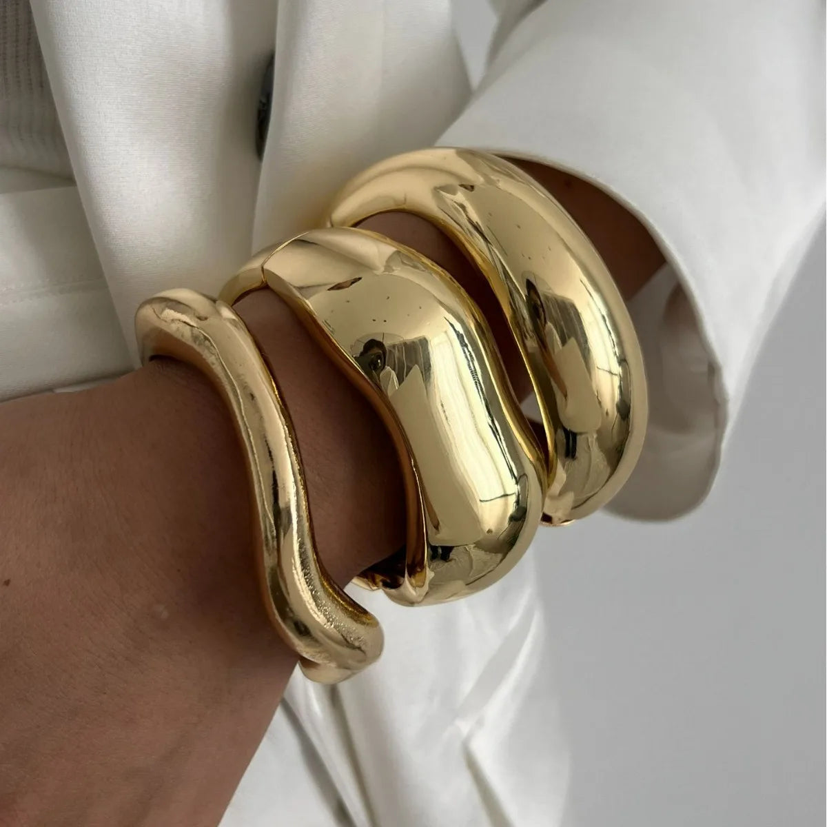 DIEZI Vintage Wide Cuff Bangles Hip Hop Punk Gold Silver Color Geometric Metal Spring Bangles For Women Bracelets Men Jewelry