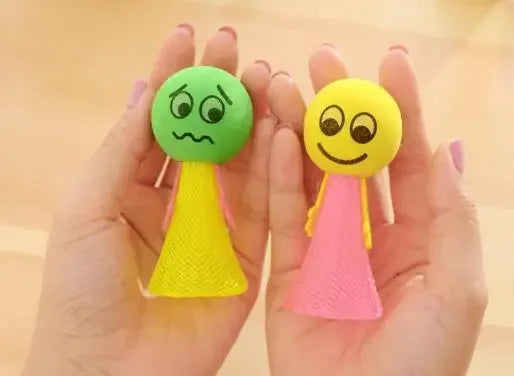 10Pcs kids Plastic Doll Funny Toy Children Toys Random Multicolor Kids Baby Creative Gift Jump Bounce Elf Party Birthday Fly Man
