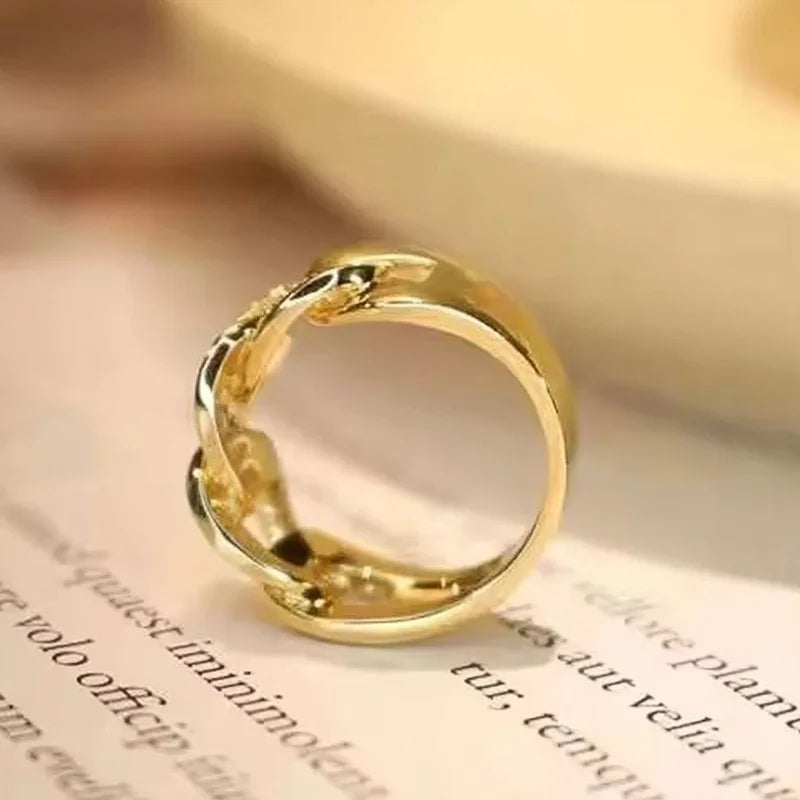Chain Linked Design Women Rings Special-interested Wedding Accessories Gold Color High-quality Cubic Zirconia Jewelry