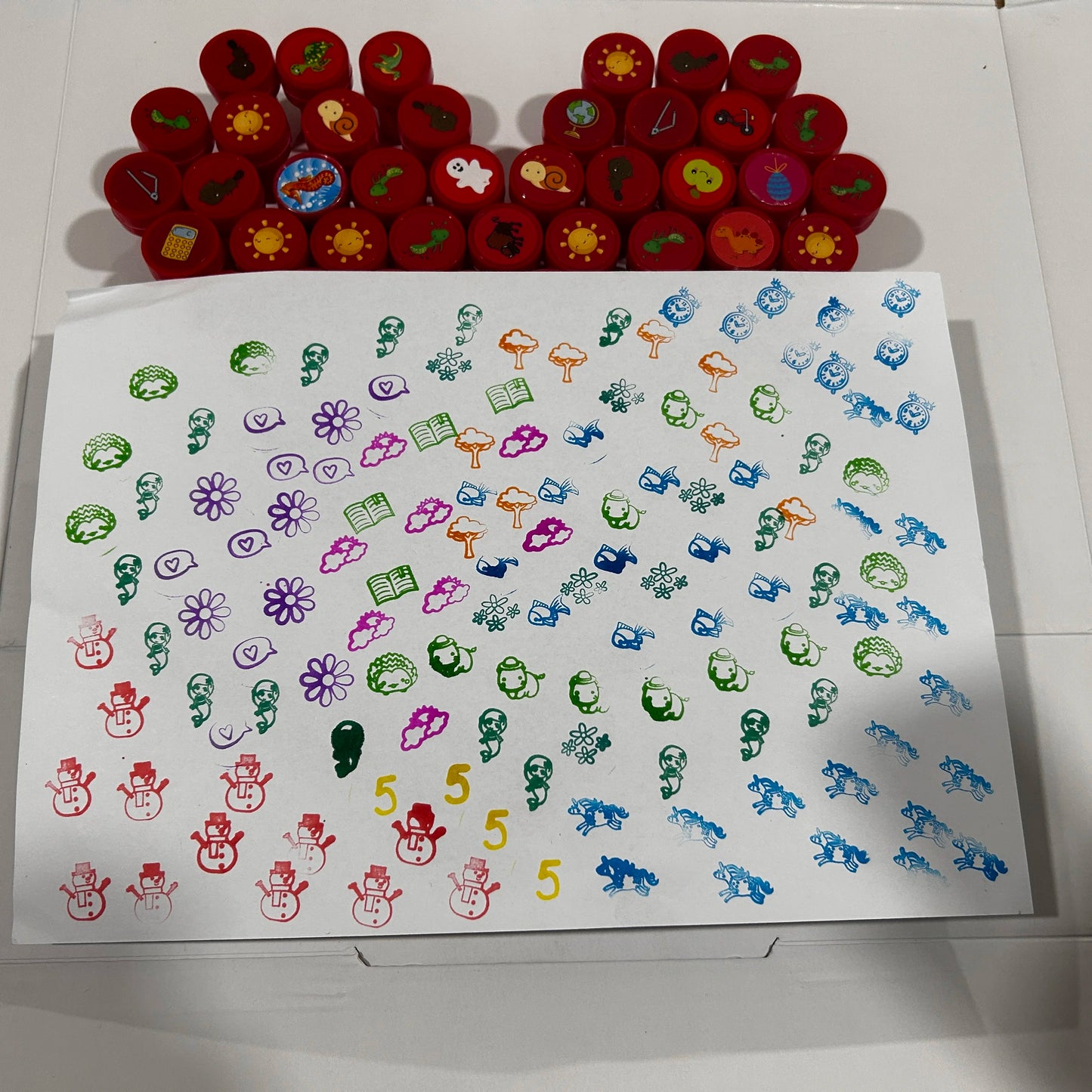 20pcs Assorted Stamps for Kids Self-ink Stamps Children Toy anima Smiley Face Seal Scrapbooking DIY Painting Photo Album Decor 