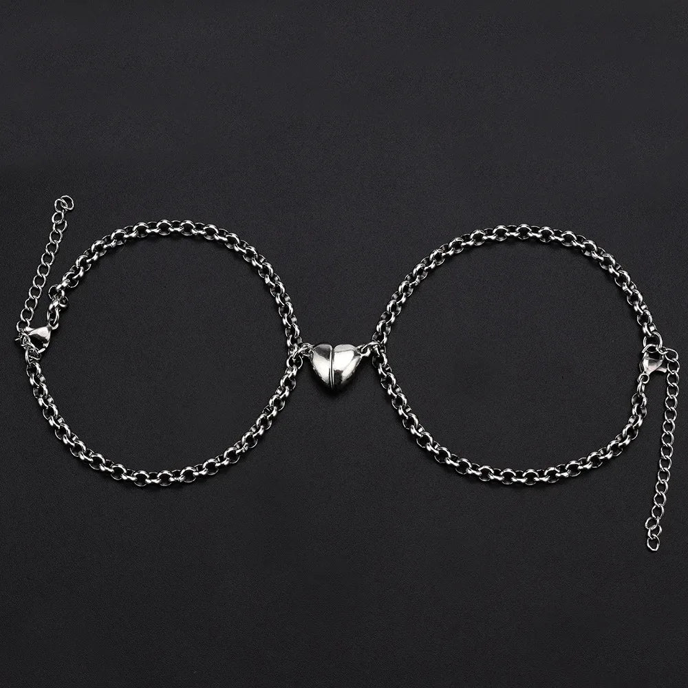2Pcs/set Magnet Couple Bracelets Heart Attraction Bracelet Sliver Love Charm Simple Cuban Chains Key Lock Jewelry Gifts