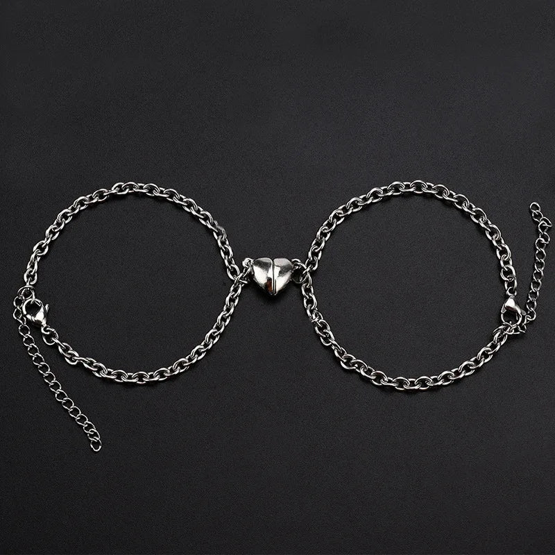 2Pcs/set Magnet Couple Bracelets Heart Attraction Bracelet Sliver Love Charm Simple Cuban Chains Key Lock Jewelry Gifts