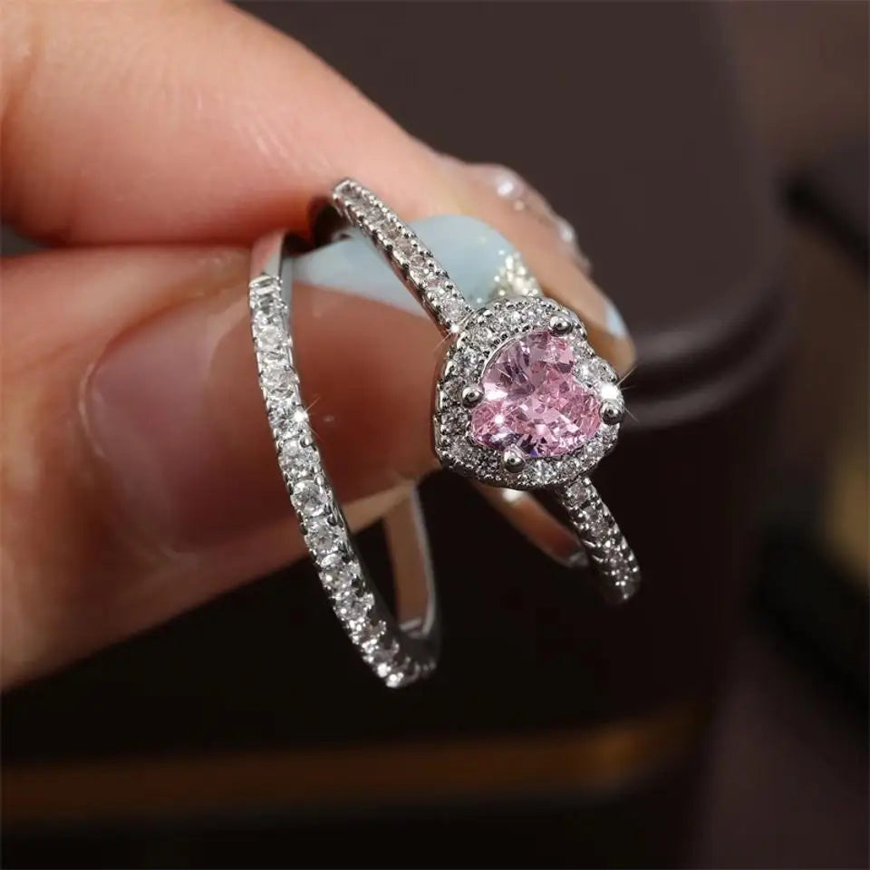 ZAKOL Exquisite Clear Pink Zircon Heart Engagement Ring for Women Charm Shiny AAA CZ Wedding Ring Jewelry Gift