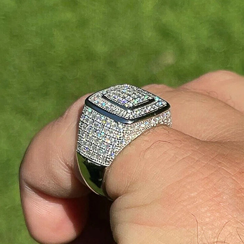 Luxury Full Bling Iced Out Finger Ring Female Trendy Gorgeous Party Jewelry with Shiny Zirconia High-quality Wedding Band