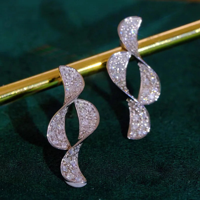Dainty Exquisite Twisty Shape Stud Earrings for Women Silver Color Zirconia Jewelry for Daily Life Fashion Accessories