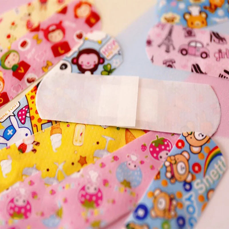 100pcs Cartoon Animal Pattern Waterproof Hemostasis Kids Band Aid Stickers Adhesive Bandage Wound Strips Plasters for Children
