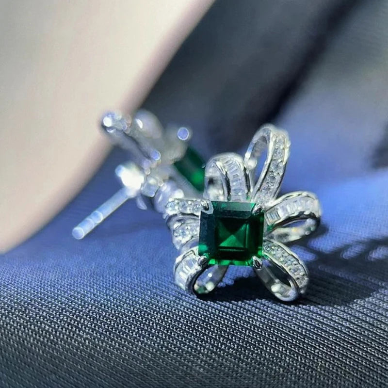 Modern Design Stud Earrings Luxury Female Personality Accessories with Bright Zirconia Silver Color Jewelry for Wedding