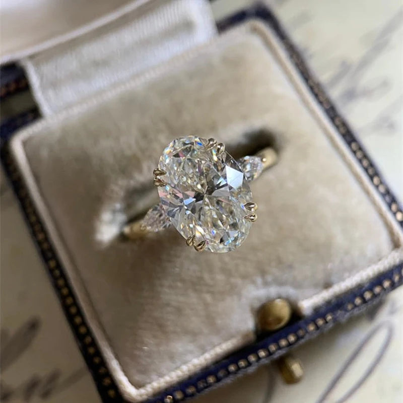Gold Color Oval Cubic Zirconia Crystal Ring for Women Simple Elegant Wedding Accessories Anniversary Gift Fashion Jewelry