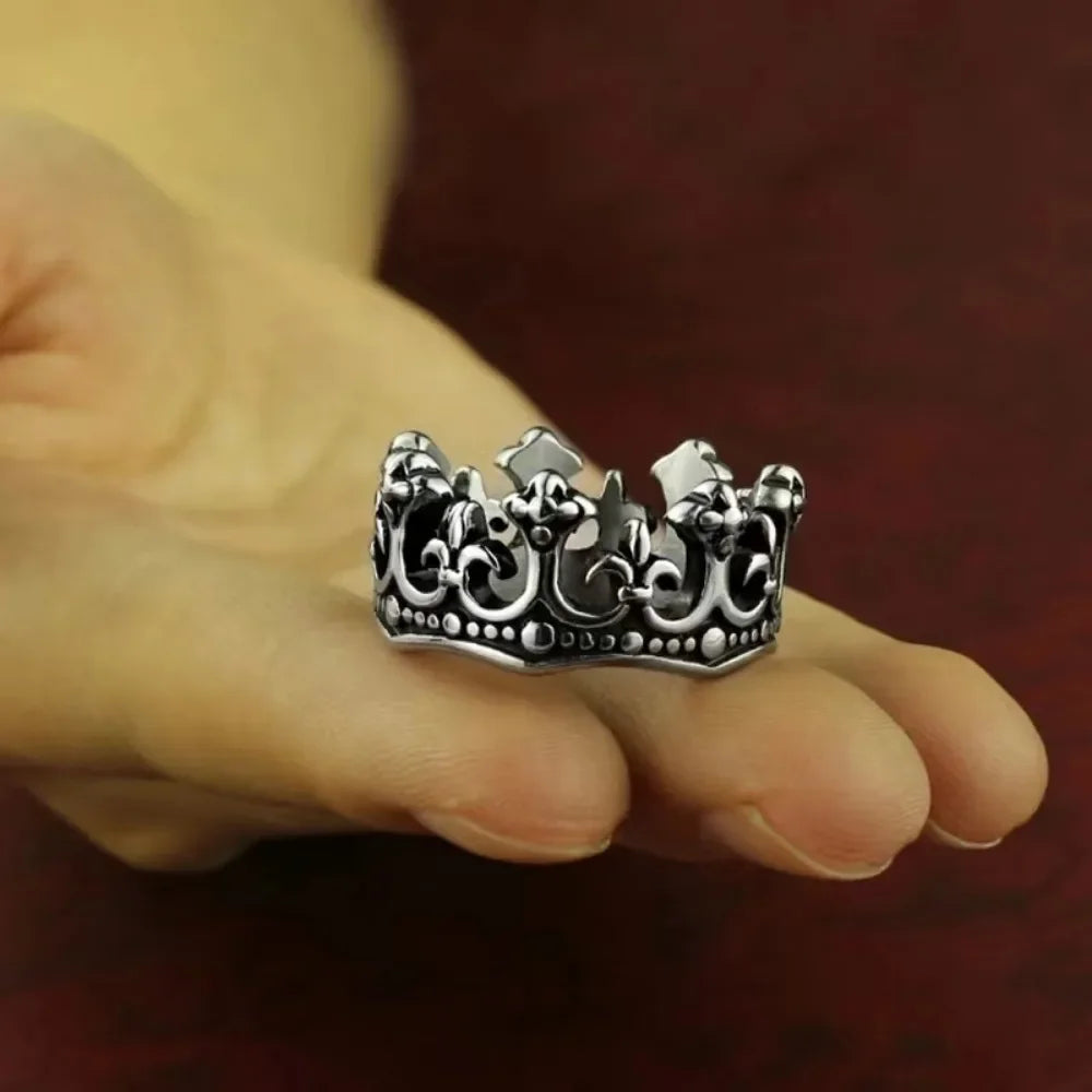Classic Retro Crown King Ring Personalized Creative Fashion Trend Punk Ring Men and Women Niche Street Party Ring Gift Jewelry