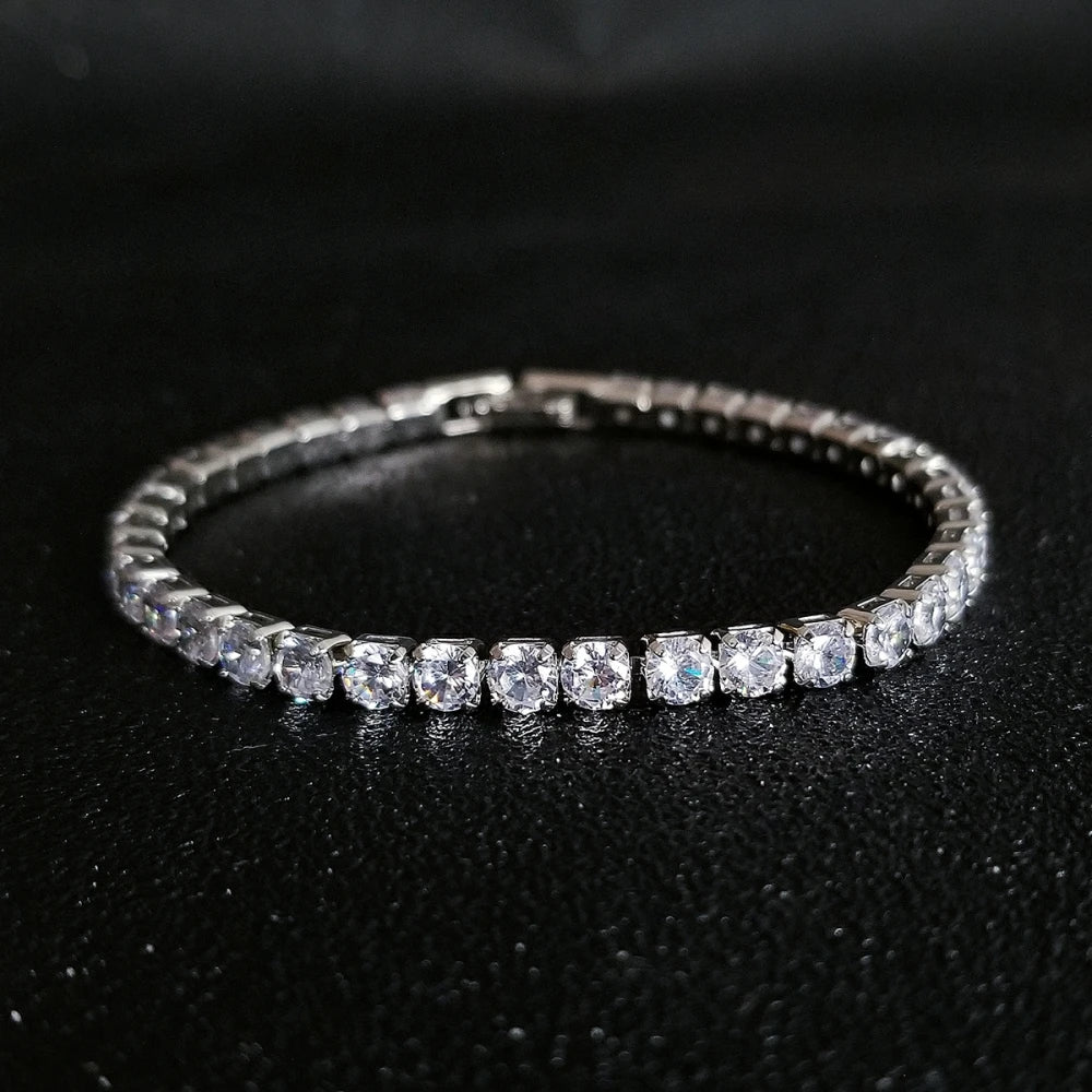 2024 New Arrival Luxury Round Silver Color on Hand Bracelet Bangle for Women Anniversary Gift Jewelry Bulk Sell S5650