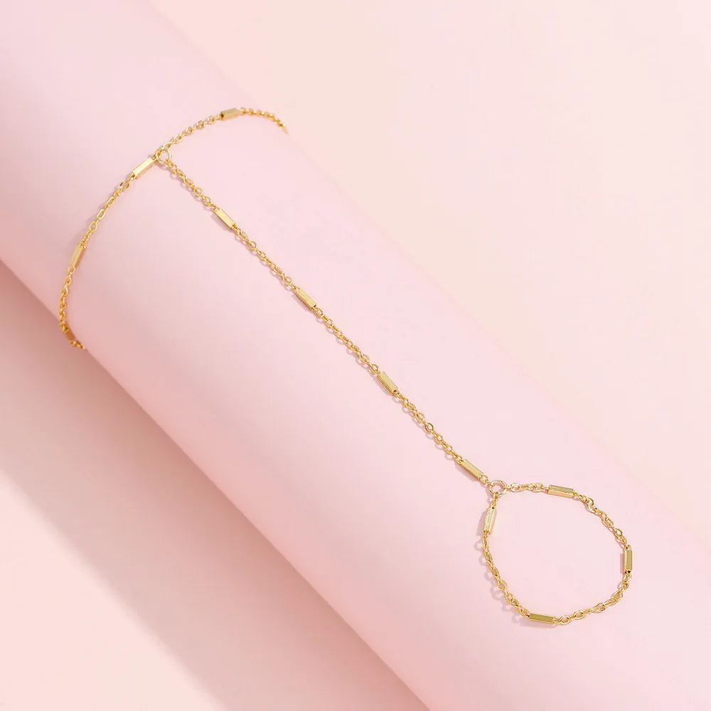 Elegant Tiny Chain Bracelet Finger Rings For Women Gold Color Link Chains Connecting Hand Harness Bracelets Jewelry