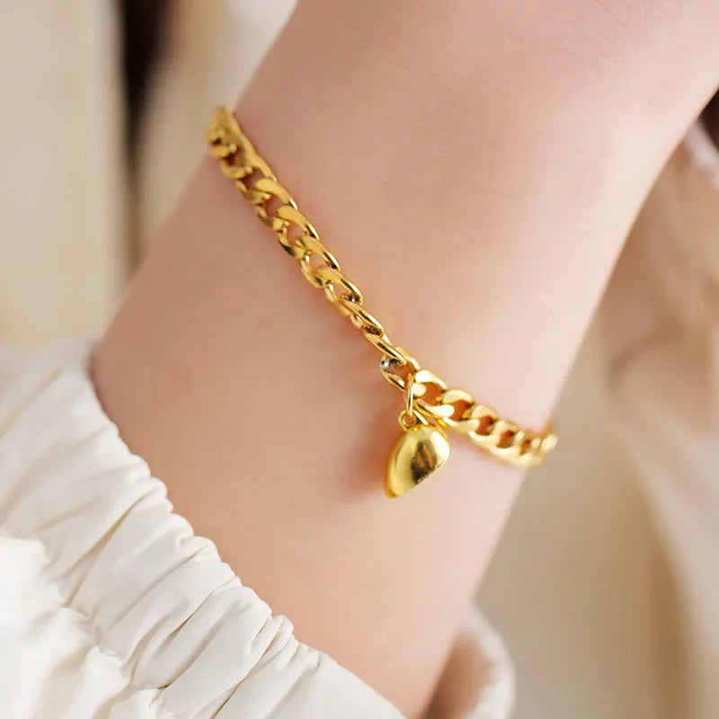 2Pcs/set Magnet Couple Bracelets Heart Attraction Bracelet Sliver Love Charm Simple Cuban Chains Key Lock Jewelry Gifts