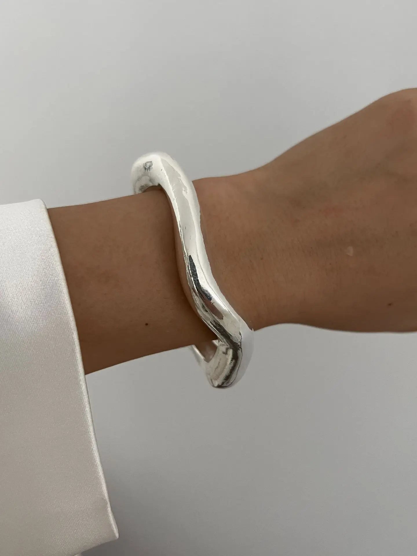 DIEZI Vintage Wide Cuff Bangles Hip Hop Punk Gold Silver Color Geometric Metal Spring Bangles For Women Bracelets Men Jewelry