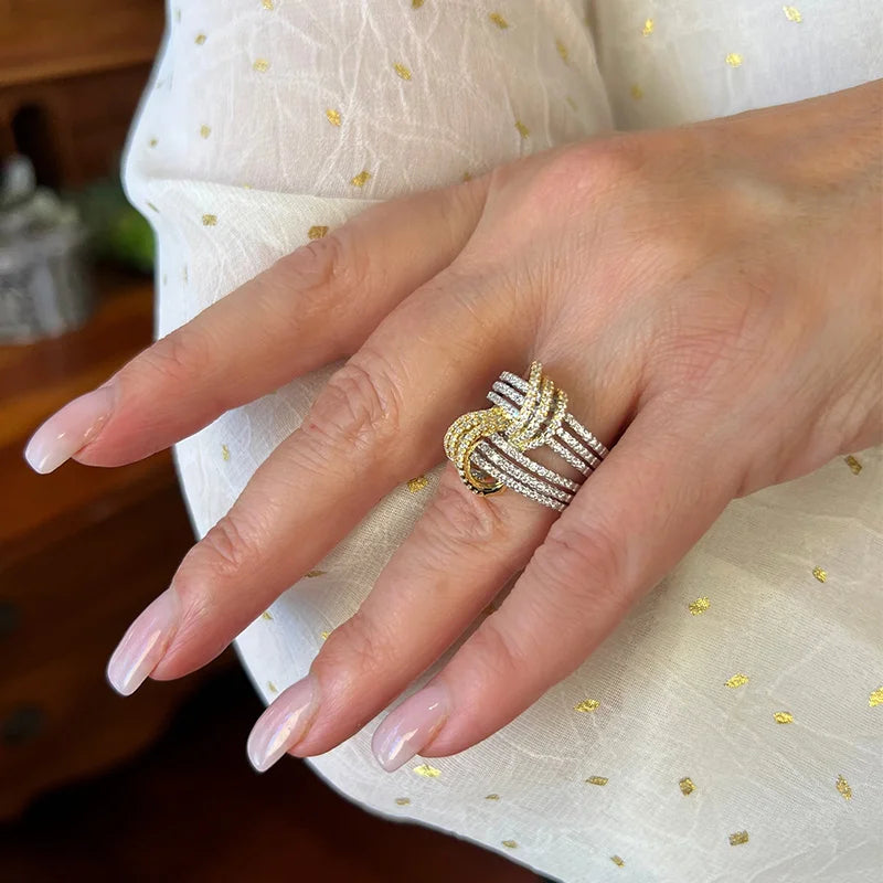 Gorgeous Fashion Finger Ring Lady Party Jewelry with Bright Zirconia Two-tone Style Design Accessories for Anniversary