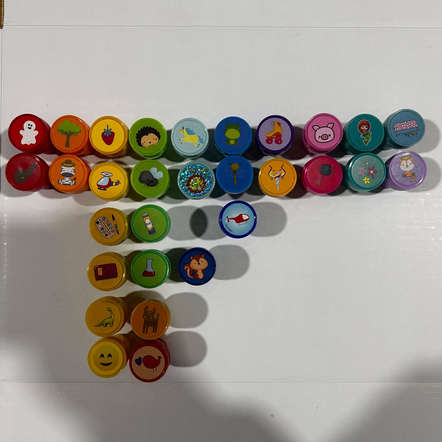 20pcs Assorted Stamps for Kids Self-ink Stamps Children Toy anima Smiley Face Seal Scrapbooking DIY Painting Photo Album Decor 