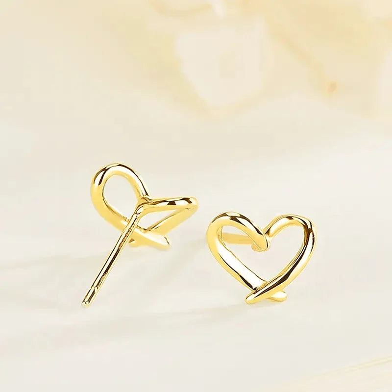 Minimalist Heart Shaped Stud Earrings for Women Glossy Neat Fresh Teens Ear Accessories Charms Daily Wear Party Jewelry