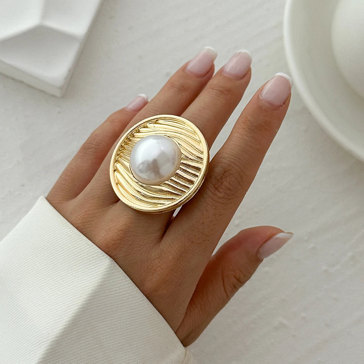 Ingemark Unique Exaggerated Large Petal Flower Rings for Women Vintage Geometric Adjustable Finger Ring Grunge Jewelry Steampunk