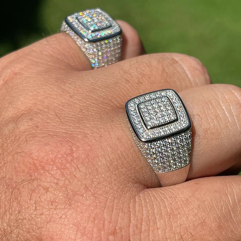 Luxury Full Bling Iced Out Finger Ring Female Trendy Gorgeous Party Jewelry with Shiny Zirconia High-quality Wedding Band