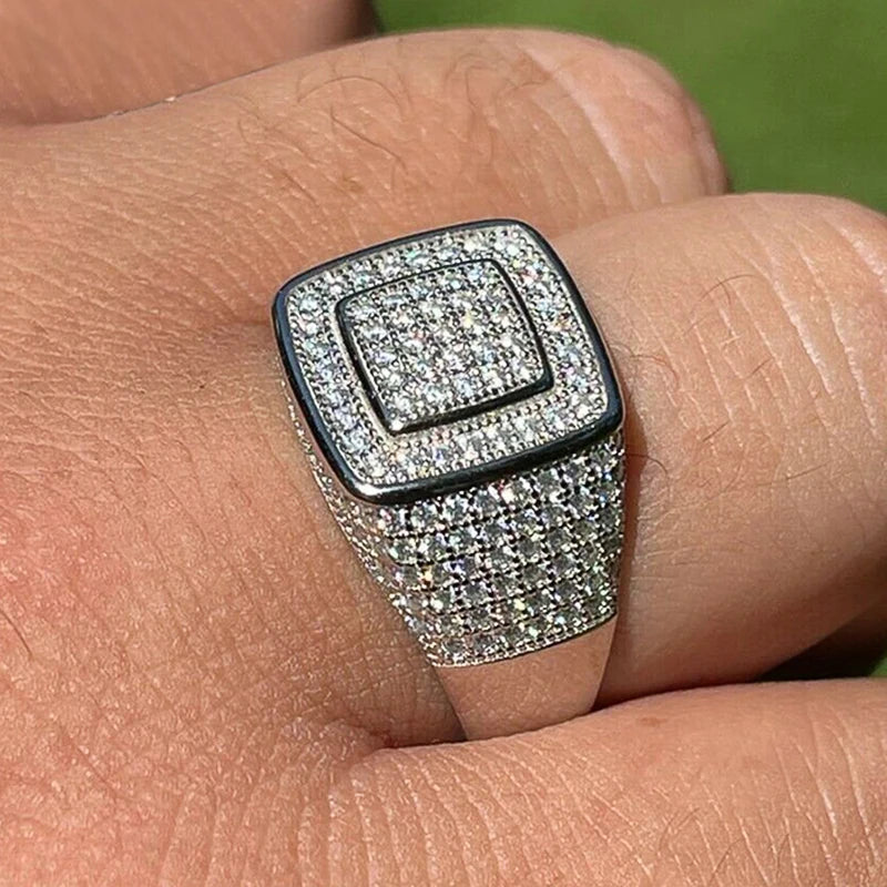 Luxury Full Bling Iced Out Finger Ring Female Trendy Gorgeous Party Jewelry with Shiny Zirconia High-quality Wedding Band