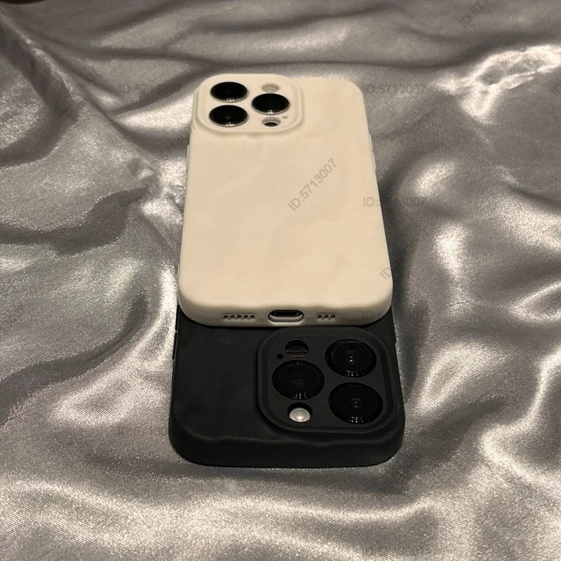 Fashion Silicone Fold Wrinkle Phone Case for iPhone 14 13 12 11 15 Pro Max Soft Cases Shockproof Bumper Cover Phone Accessories