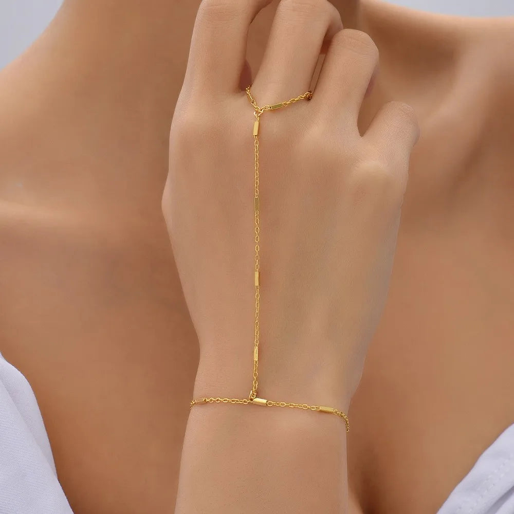 Elegant Tiny Chain Bracelet Finger Rings For Women Gold Color Link Chains Connecting Hand Harness Bracelets Jewelry