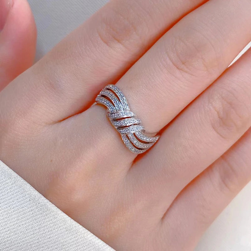 Trendy Proposal Ring Female Statement Jewelry for Engagement Brilliant Zirconia Finger Accessories for Wedding Ceremony