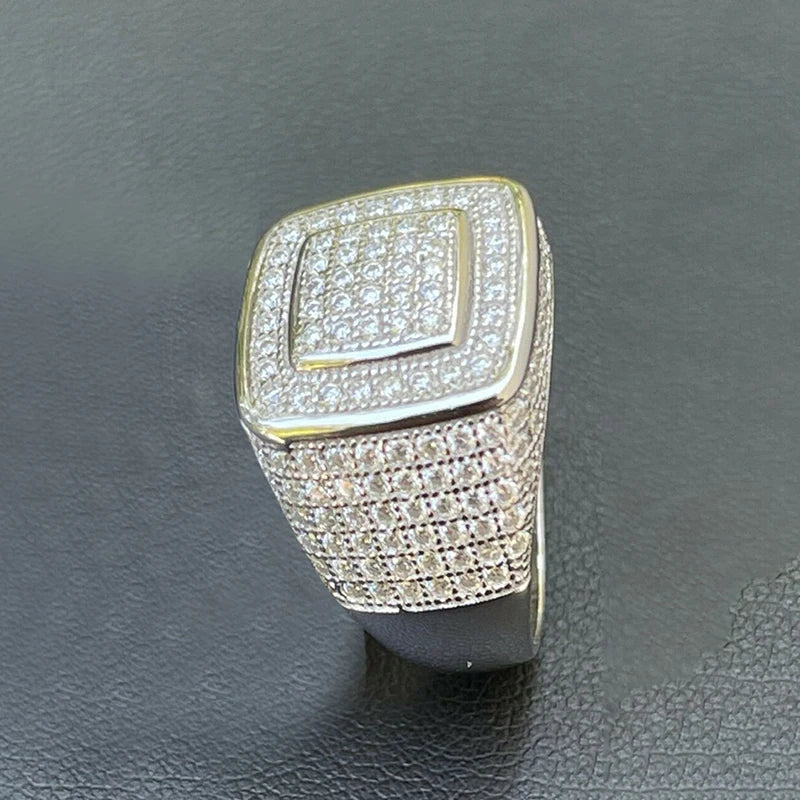 Luxury Full Bling Iced Out Finger Ring Female Trendy Gorgeous Party Jewelry with Shiny Zirconia High-quality Wedding Band