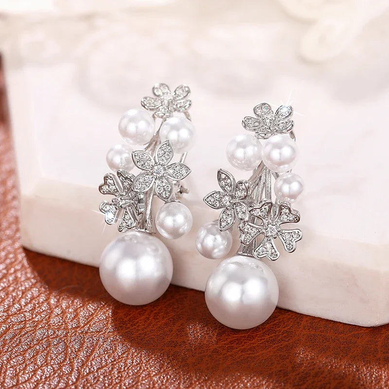 Newly Design Flower Earrings with Elegant Imitation Pearl Engagement Wedding Aesthetic Earrings for Women Fashion Jewelry