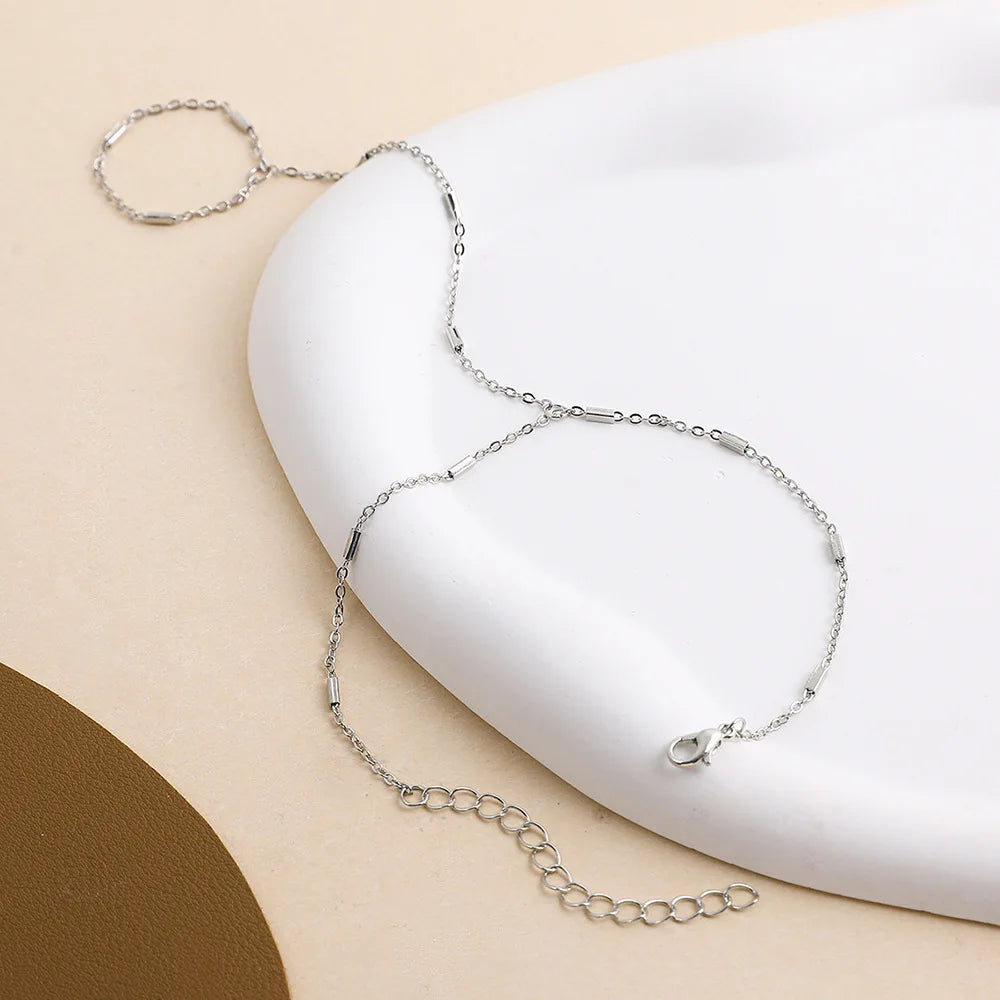 Elegant Tiny Chain Bracelet Finger Rings For Women Gold Color Link Chains Connecting Hand Harness Bracelets Jewelry
