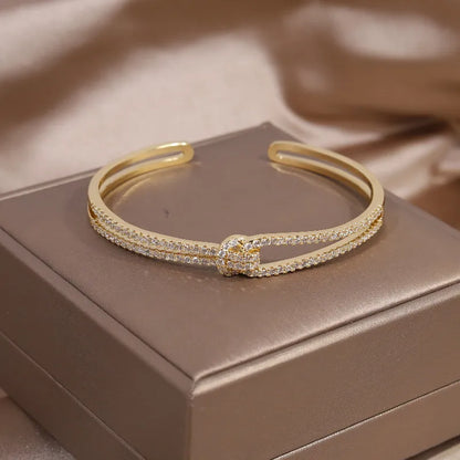 2024 French new design fashion jewelry two-color plated zircon letter X opening bracelet elegant women's daily work accessories