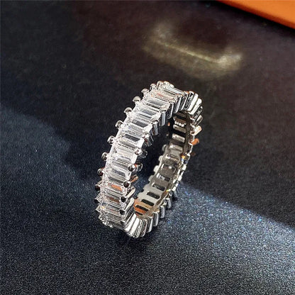 Fashion Contracted Design Women's Ring with Brilliant White Cubic Zirconia Wedding Party Daily Wearable Statement Jewelry