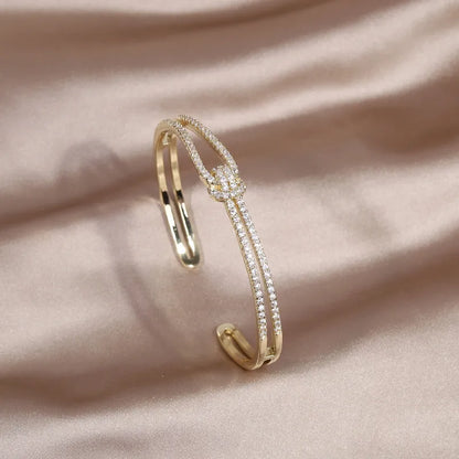 2024 French new design fashion jewelry two-color plated zircon letter X opening bracelet elegant women's daily work accessories