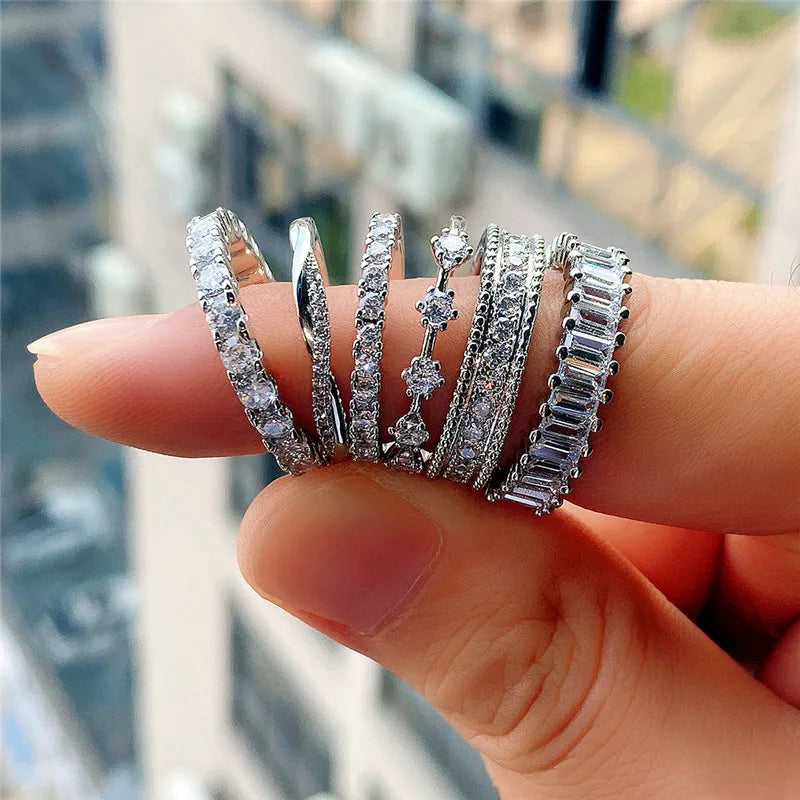 Fashion Contracted Design Women's Ring with Brilliant White Cubic Zirconia Wedding Party Daily Wearable Statement Jewelry