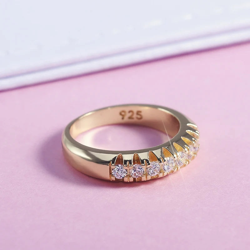 High Quality Office Lady Accessories Rings Golden Color Halo Micro Paved Casual Style Female Jewel With Size 6-10 2019