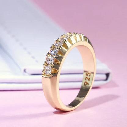 High Quality Office Lady Accessories Rings Golden Color Halo Micro Paved Casual Style Female Jewel With Size 6-10 2019