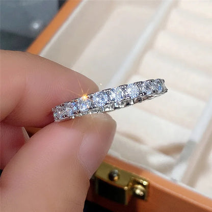 Fashion Contracted Design Women's Ring with Brilliant White Cubic Zirconia Wedding Party Daily Wearable Statement Jewelry