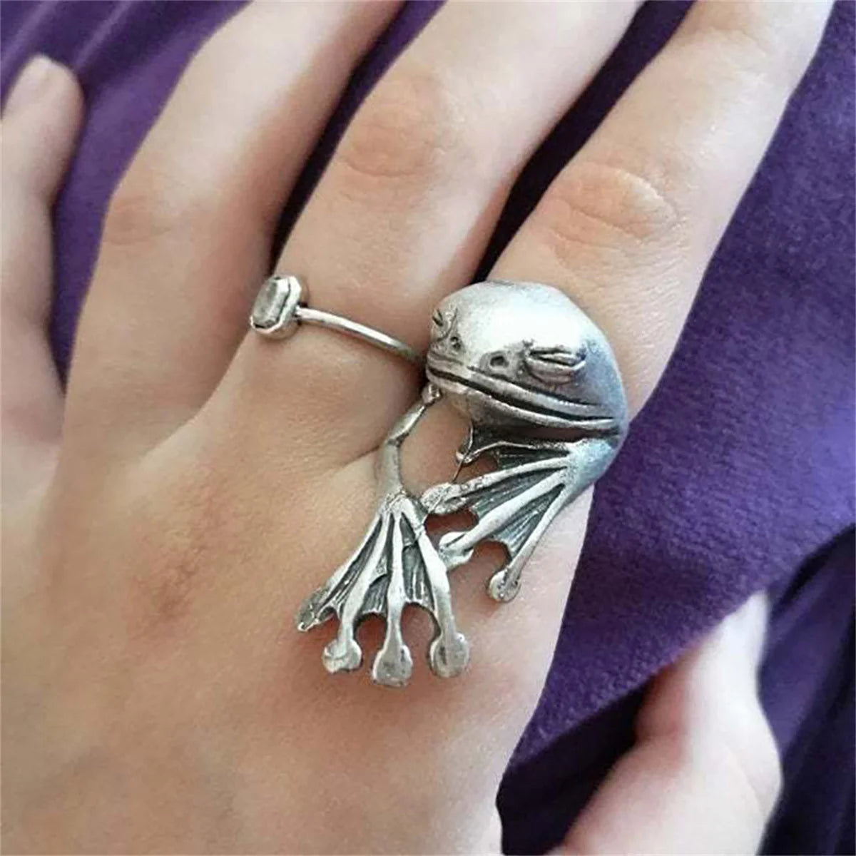 Retro Frog Toad Animal Rings for Women Men Artistic Design Silver Color Opening Resizable Unisex Female Statement Ring Best Gift