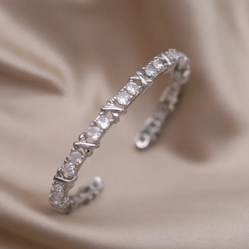 2024 French new design fashion jewelry two-color plated zircon letter X opening bracelet elegant women's daily work accessories