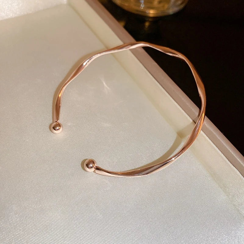 Retro Cuff Bracelet Opening Bangles for Women Minimalism Twisted Bracelets Wristband Jewelry Mom Wife Girls Birthday Gifts ﻿