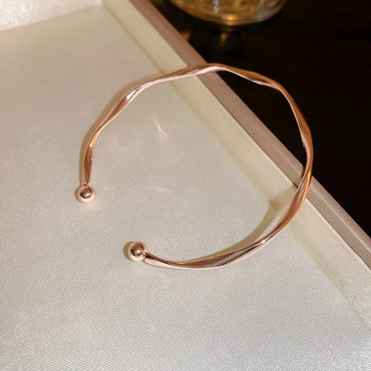 Retro Cuff Bracelet Opening Bangles for Women Minimalism Twisted Bracelets Wristband Jewelry Mom Wife Girls Birthday Gifts ﻿