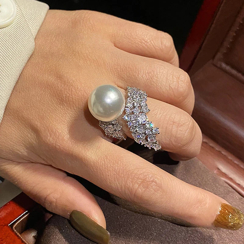 Gorgeous Graceful Simulated Pearl Finger Ring Female Wedding Party Jewelry with Brilliant Zirconia Luxury Accessories