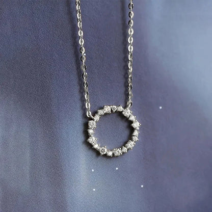 Shinning Circle Pendant Necklace Lady Engagement Jewelry with Bright Cubic Zirconia Silver Color/Gold Color Accessories