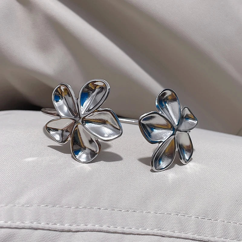 Big Stainless Steel Double Flower Cuff Bracelet Bangle for Women Gold Color Metal Floral Bracelets Waterproof Party Jewelry