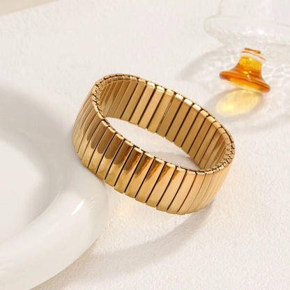 Titanium Steel Elastic Bracelet for Women.Heart Shape.1Pcs.Gold Plated Punk Jewelry.Hip Hop. New Design