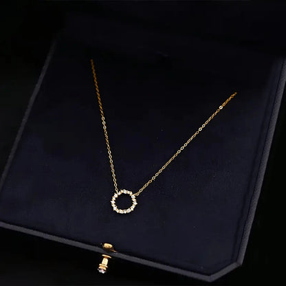 Shinning Circle Pendant Necklace Lady Engagement Jewelry with Bright Cubic Zirconia Silver Color/Gold Color Accessories