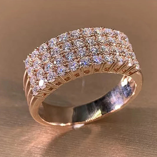 Gorgeous Rose Gold Color Finger Ring Female Engagement Party Jewelry Luxury Lady Shining Accessories for Anniversary