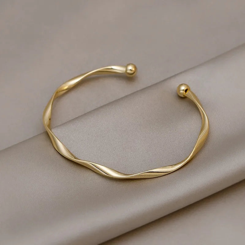 Retro Cuff Bracelet Opening Bangles for Women Minimalism Twisted Bracelets Wristband Jewelry Mom Wife Girls Birthday Gifts ﻿