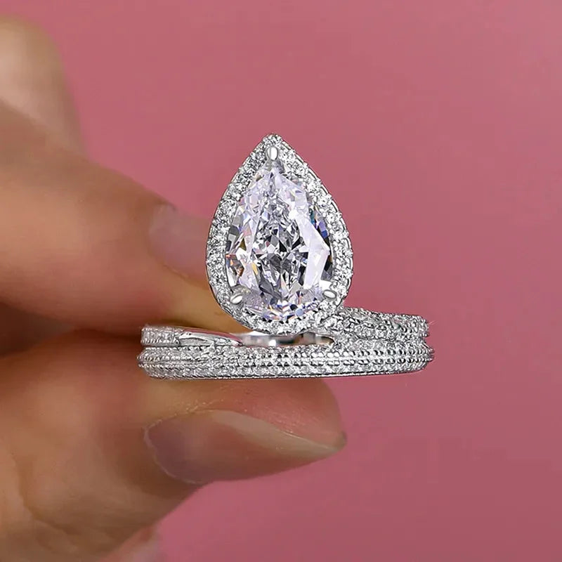 Trendy Luxury Pear Shaped Cubic Zircon Crystal Rings for Women Gorgeous Engagement Wedding Band Accessories Bling Jewelry